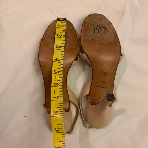 CHANEL lambskin logo sling back sandals - Picture 6 of 16